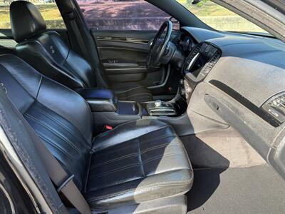 2017 Chrysler 300 Series S Alloy Edition   - Photo 7 - Columbia, SC 29210