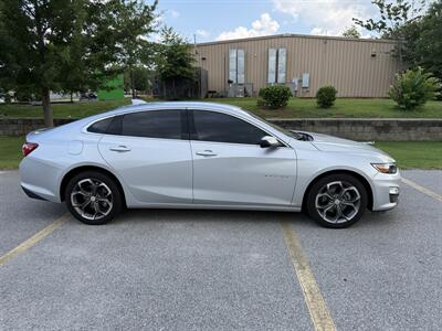2022 Chevrolet Malibu LT - Photo 2 - Columbia, SC 29210