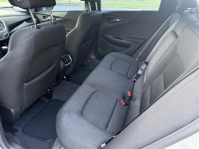 2022 Chevrolet Malibu LT - Photo 13 - Columbia, SC 29210