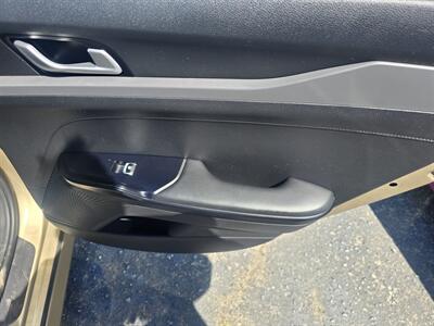 2021 Kia K5 LXS   - Photo 15 - Columbia, SC 29210