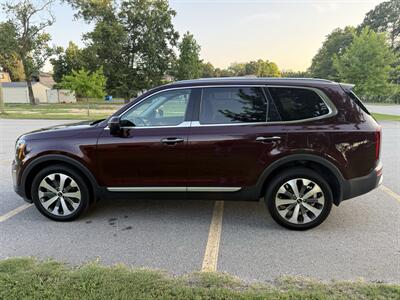 2020 Kia Telluride S - Photo 6 - Columbia, SC 29210