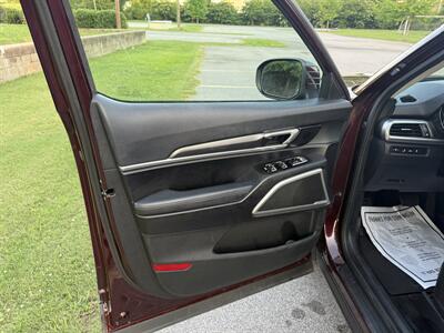 2020 Kia Telluride S - Photo 15 - Columbia, SC 29210