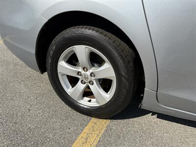 2013 Toyota Sienna LE 8-Passenger   - Photo 15 - Columbia, SC 29210