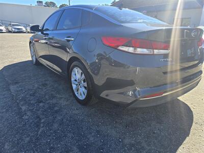 2017 Kia Optima LX   - Photo 6 - Columbia, SC 29210