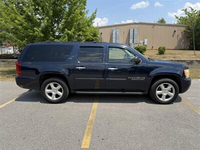 2008 Chevrolet Suburban LTZ   - Photo 2 - Columbia, SC 29210