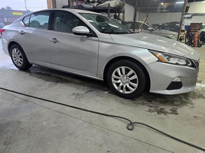 2020 Nissan Altima 2.5 S - Photo 4 - Columbia, SC 29210