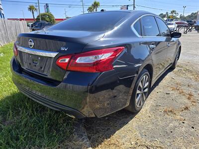 2017 Nissan Altima 2.5 SV   - Photo 3 - Columbia, SC 29210