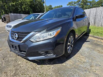 2017 Nissan Altima 2.5 SV   - Photo 1 - Columbia, SC 29210