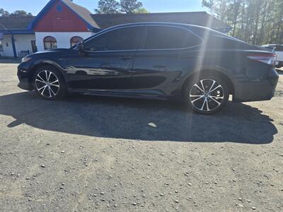 2019 Toyota Camry SE   - Photo 6 - Columbia, SC 29210