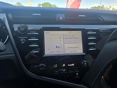2019 Toyota Camry SE   - Photo 17 - Columbia, SC 29210