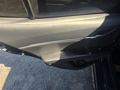 2019 Toyota Camry SE   - Photo 12 - Columbia, SC 29210