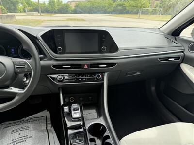 2023 Hyundai SONATA SE   - Photo 13 - Columbia, SC 29210