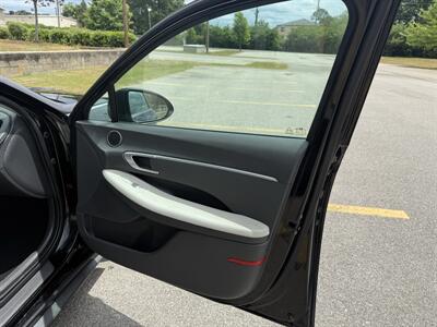 2023 Hyundai SONATA SE   - Photo 10 - Columbia, SC 29210