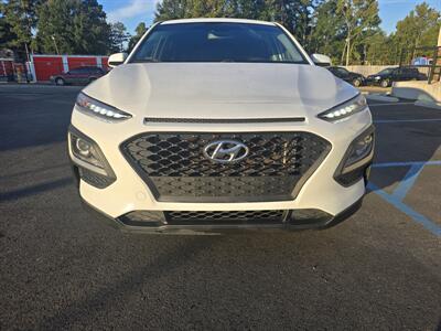 2021 Hyundai Kona SE   - Photo 2 - Columbia, SC 29210