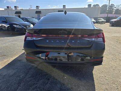 2022 Hyundai ELANTRA SEL   - Photo 5 - Columbia, SC 29210