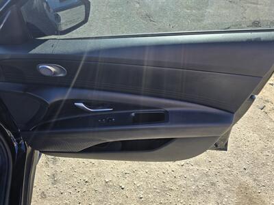 2022 Hyundai ELANTRA SEL   - Photo 13 - Columbia, SC 29210