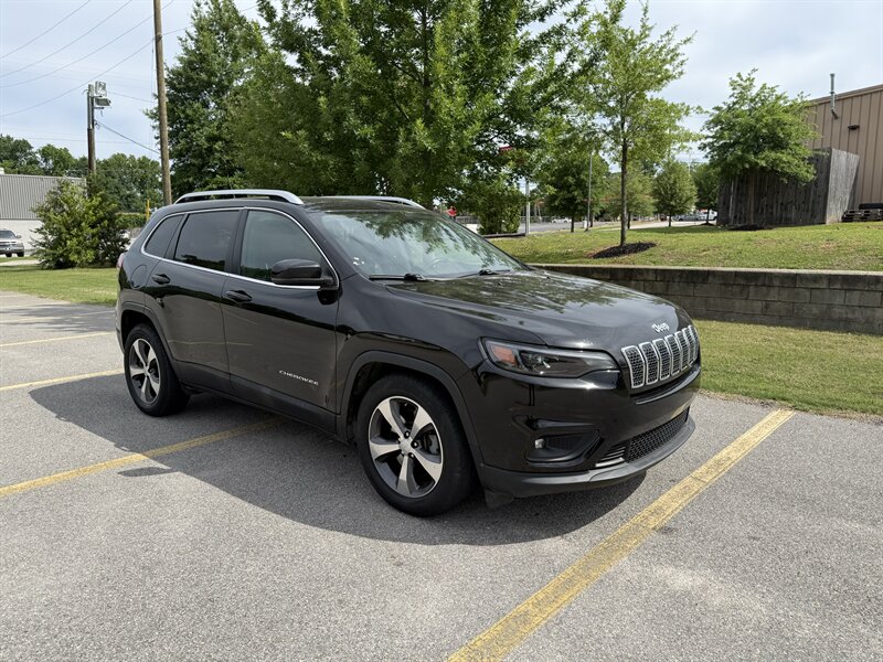 2019 Jeep Cherokee Limited   - Photo 1 - Columbia, SC 29210