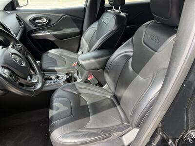 2019 Jeep Cherokee Limited   - Photo 19 - Columbia, SC 29210