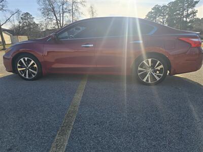 2016 Nissan Altima 2.5 SR   - Photo 6 - Columbia, SC 29210