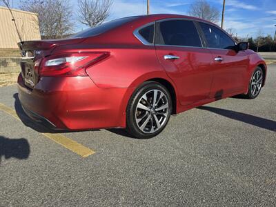 2016 Nissan Altima 2.5 SR   - Photo 4 - Columbia, SC 29210