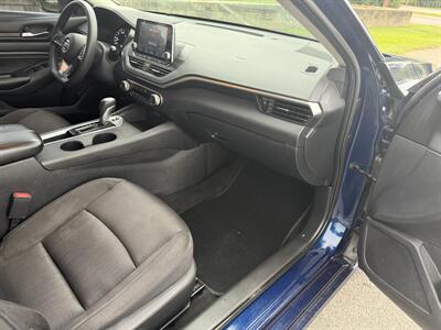 2020 Nissan Altima 2.5 S - Photo 9 - Columbia, SC 29210