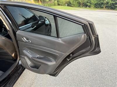 2022 Nissan Altima 2.5 SR - Photo 15 - Columbia, SC 29210
