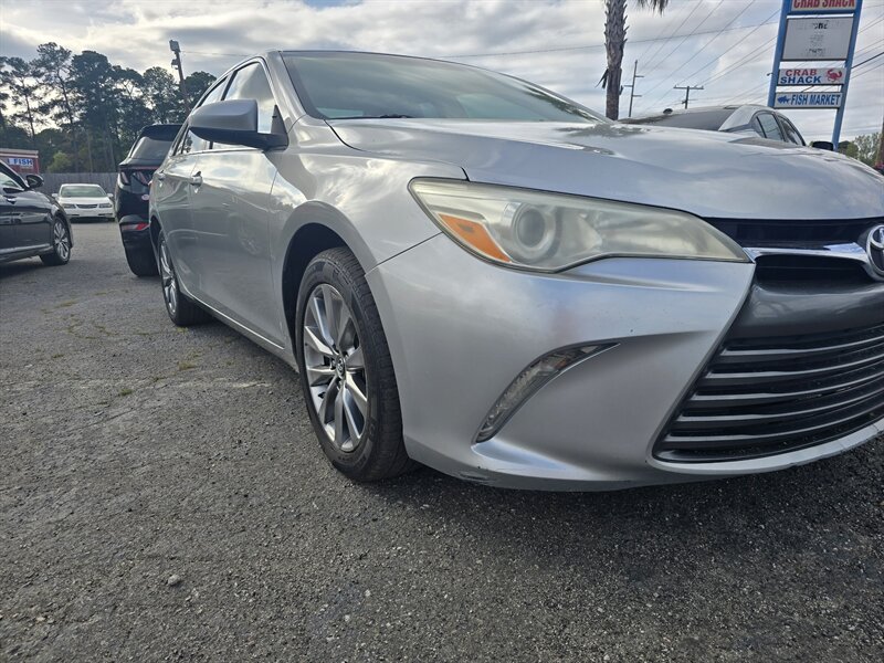 2016 Toyota Camry XLE   - Photo 1 - Columbia, SC 29210