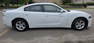 2022 Dodge Charger SXT   - Photo 2 - Columbia, SC 29210