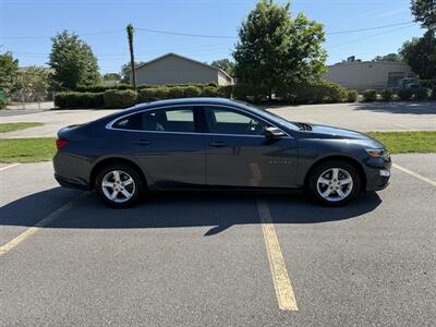2020 Chevrolet Malibu LS   - Photo 2 - Columbia, SC 29210