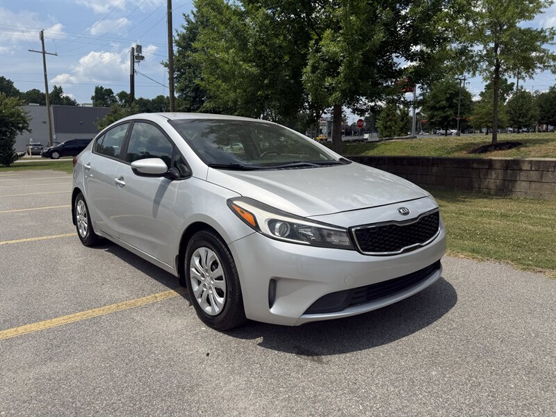 2018 Kia Forte LX's photo