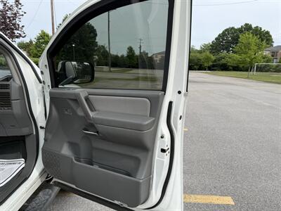 2006 Nissan Titan LE FFV   - Photo 12 - Columbia, SC 29210