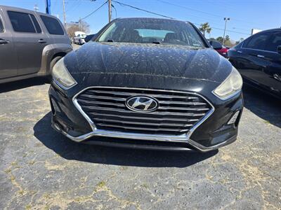 2018 Hyundai Sonata SE - Photo 2 - Columbia, SC 29210