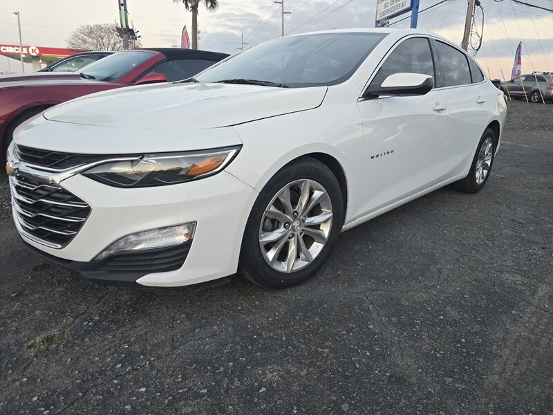 2017 Chevrolet Malibu 1LT