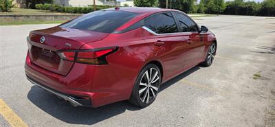 2022 Nissan Altima 2.5 SR - Photo 3 - Columbia, SC 29210