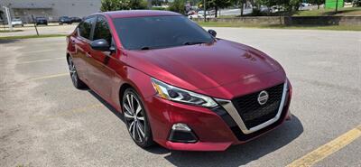 2022 Nissan Altima 2.5 SR - Photo 1 - Columbia, SC 29210