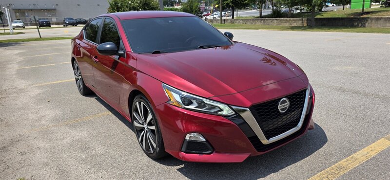 2022 Nissan Altima 2.5 SR  