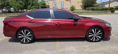2022 Nissan Altima 2.5 SR - Photo 2 - Columbia, SC 29210