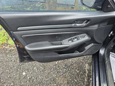 2021 Nissan Altima 2.5 SV   - Photo 9 - Columbia, SC 29210