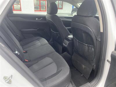 2021 Kia K5 LXS - Photo 10 - Columbia, SC 29210