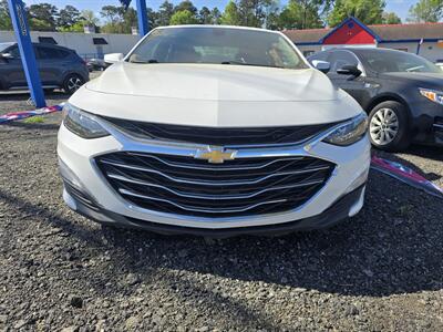 2020 Chevrolet Malibu LT   - Photo 3 - Columbia, SC 29210
