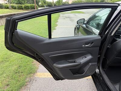 2020 Nissan Altima 2.5 SR - Photo 9 - Columbia, SC 29210