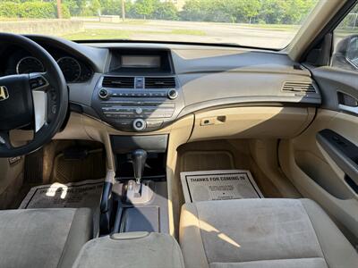 2010 Honda Accord LX   - Photo 15 - Columbia, SC 29210