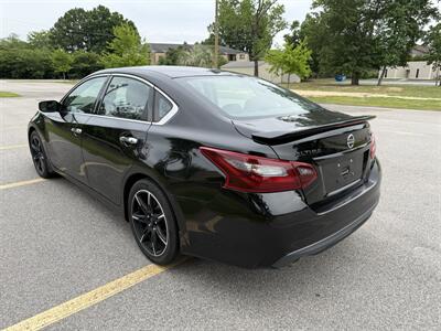 2018 Nissan Altima 2.5 SR   - Photo 5 - Columbia, SC 29210