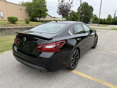 2018 Nissan Altima 2.5 SR   - Photo 3 - Columbia, SC 29210