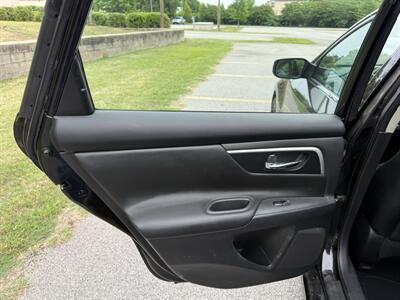 2018 Nissan Altima 2.5 SR   - Photo 8 - Columbia, SC 29210
