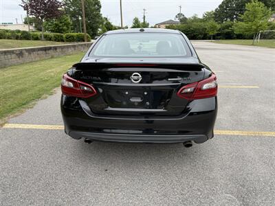 2018 Nissan Altima 2.5 SR   - Photo 4 - Columbia, SC 29210