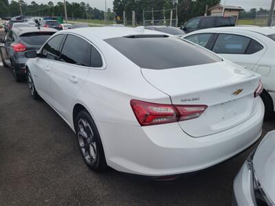 2020 Chevrolet Malibu LT   - Photo 2 - Columbia, SC 29210