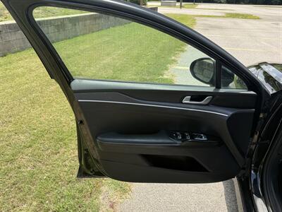 2022 Kia K5 GT-Line - Photo 15 - Columbia, SC 29210