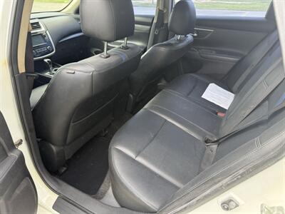 2018 Nissan Altima 2.5 SR - Photo 9 - Columbia, SC 29210