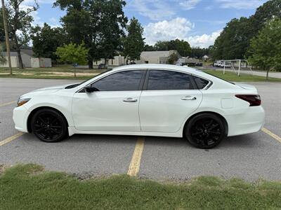 2018 Nissan Altima 2.5 SR - Photo 5 - Columbia, SC 29210